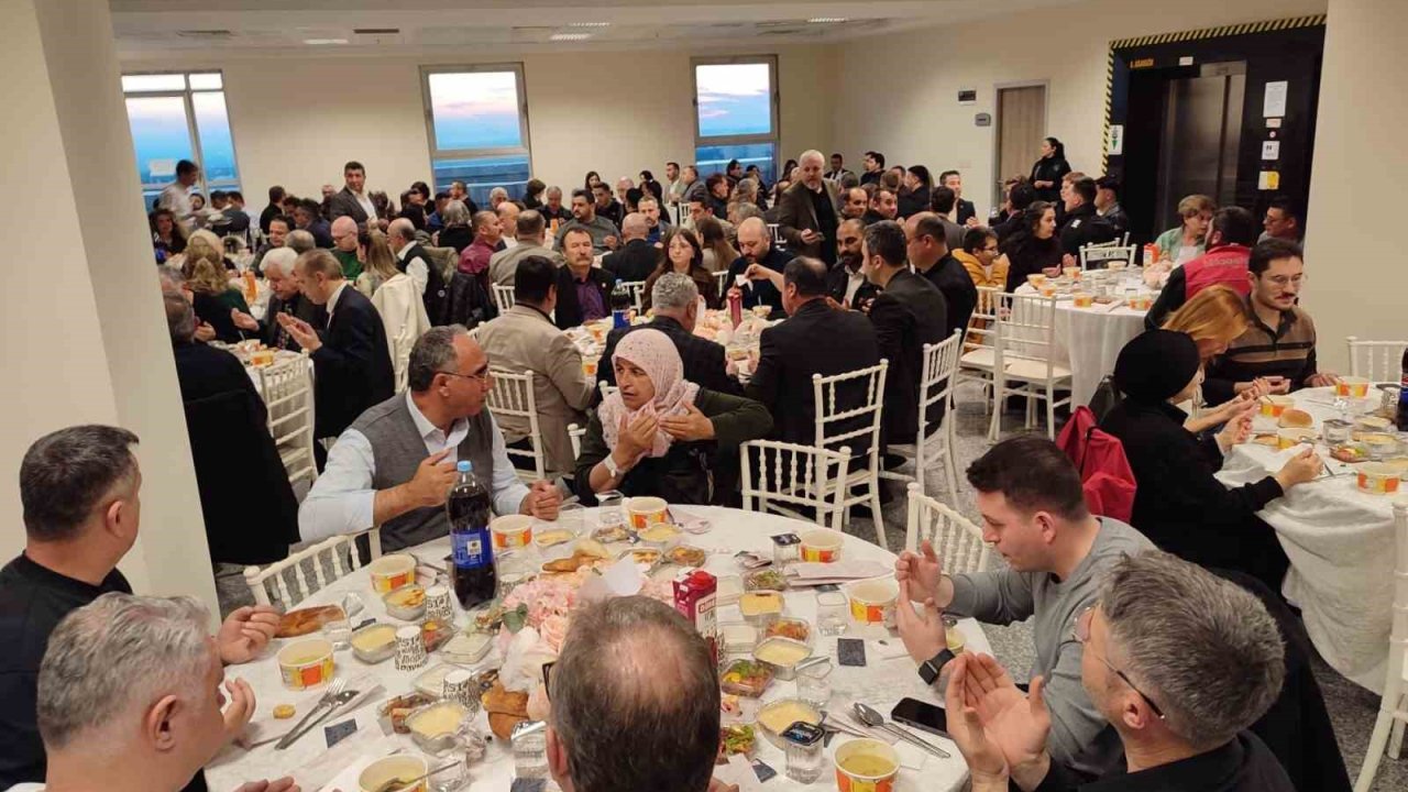 Keşan’da Devlet Hastanesi yönetimi tarafından iftar verildi
