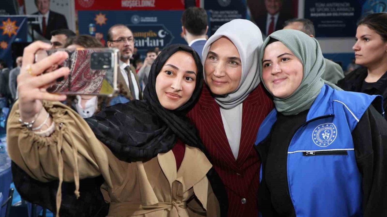 Afyonkarahisar’da ’Kampüs İftarı’ programı düzenlendi