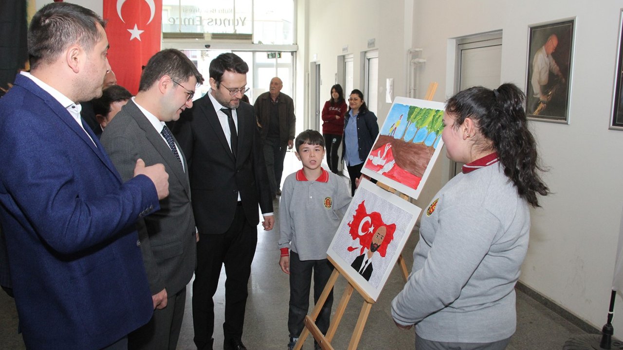 Kula’da İstiklal Marşı’nın kabulü, düzenlenen programla kutlandı