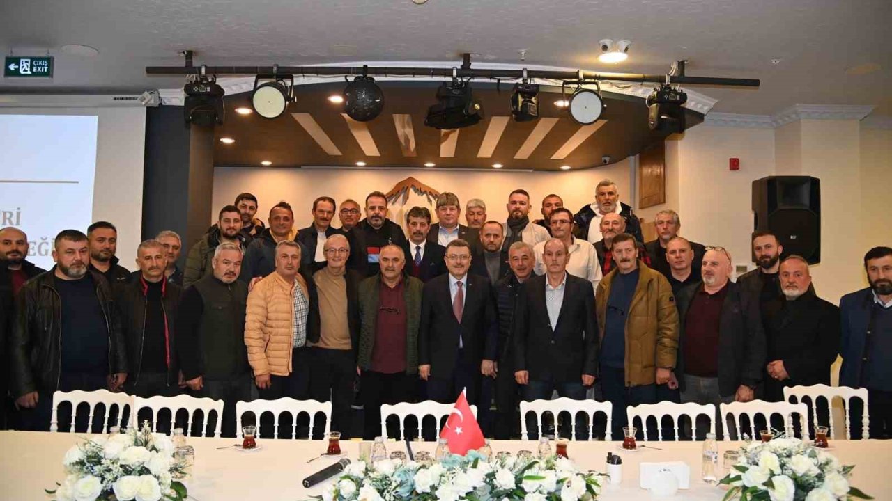 Başkan Genç Akyazı’ya balıkçı barınağı sözünü yerine getiriyor