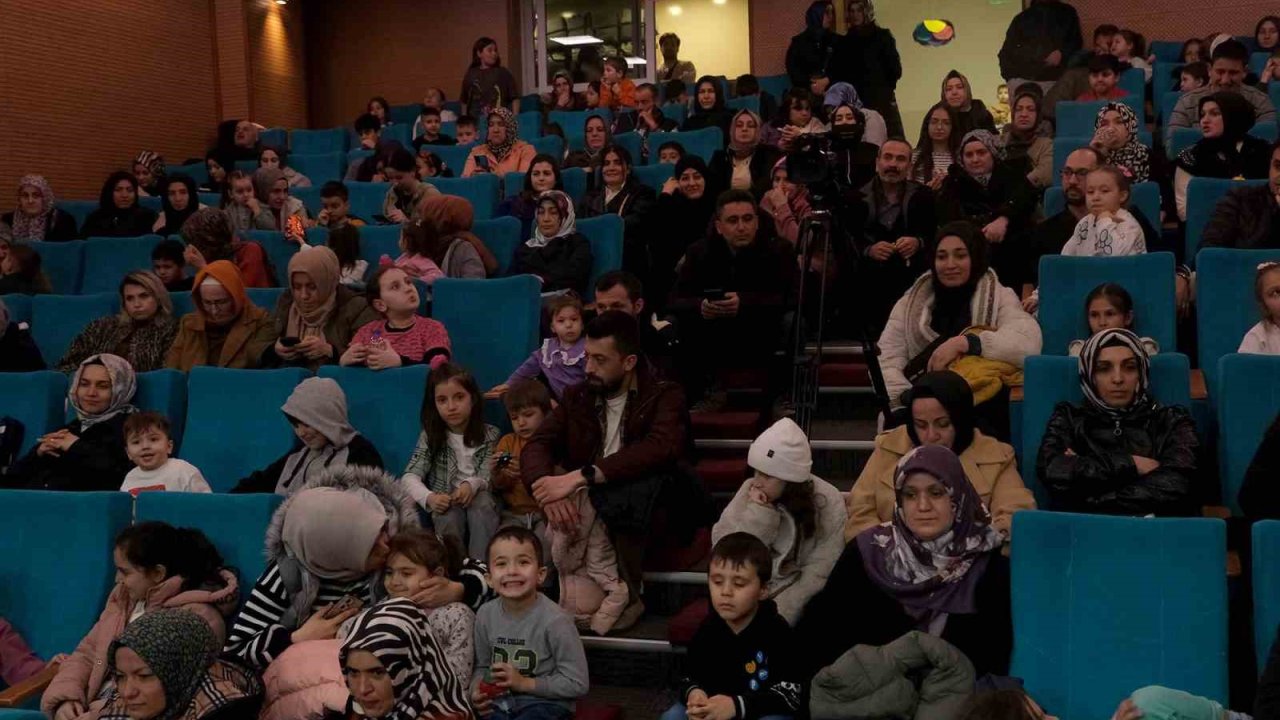 Tasavvuf konseri ve eğlenceli gölge oyunuyla unutulmaz gece