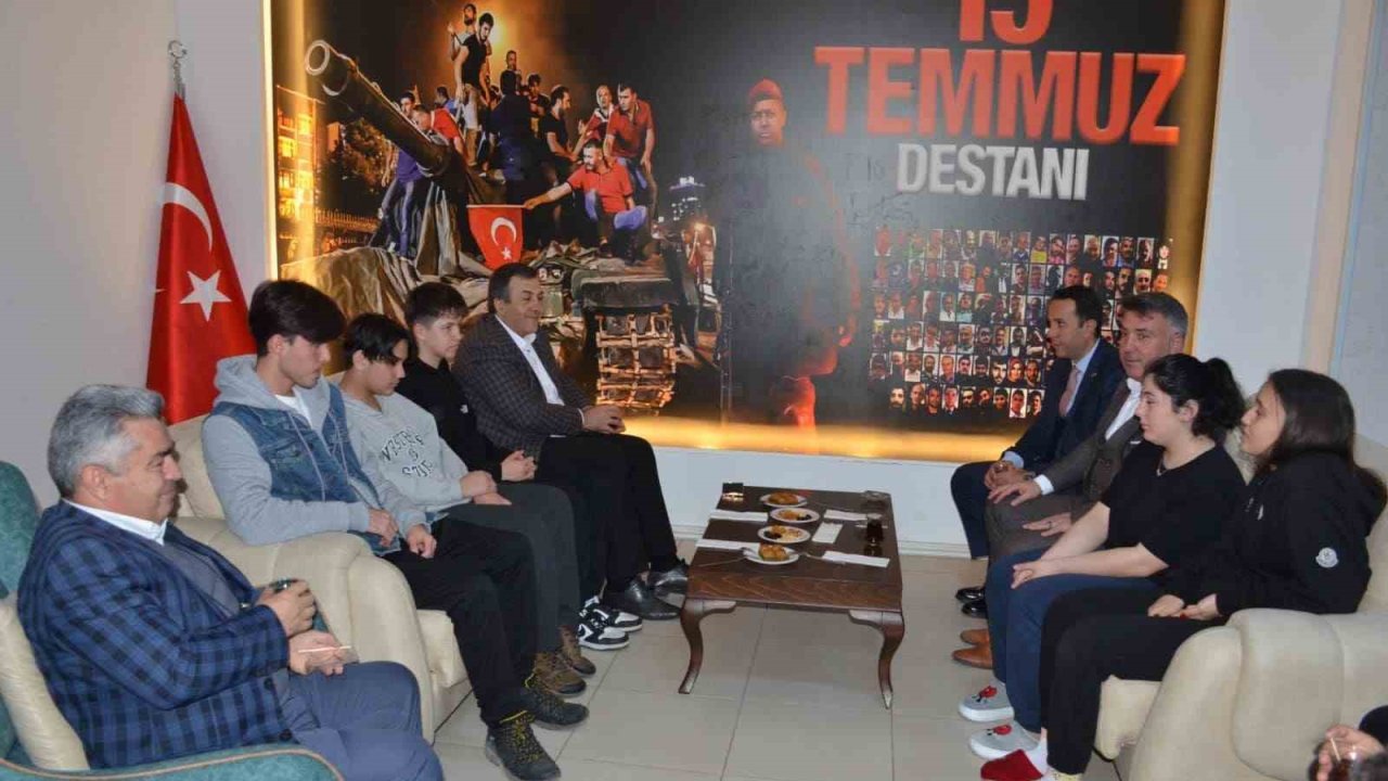 Kaymakam Yakuta, öğrencilerle iftar programında buluştu