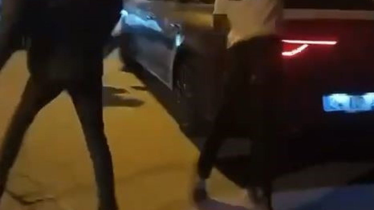 Esenyurt’ta uyuşturucu sattığı iddia edilen adama mahalleli saldırdı