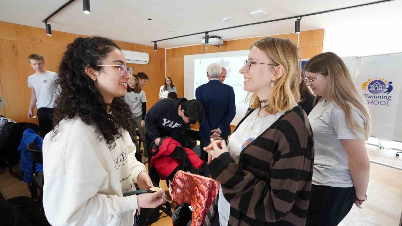 Polonyalı öğrenciler Türk kültürünü Beylikdüzü’nde keşfetti