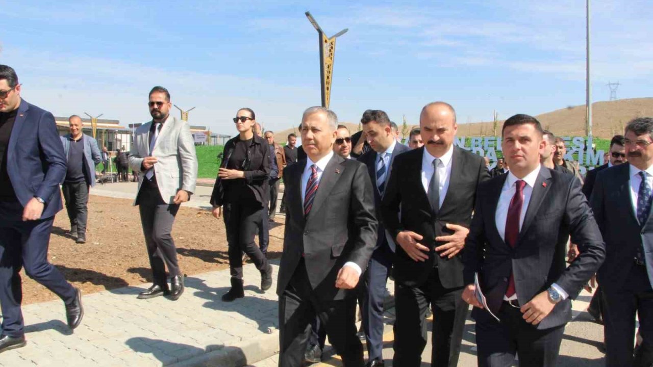 İçişleri Bakanı Yerlikaya: ’’5199 sayılı Hayvanları Koruma Kanunu’nun uygulanmasıyla ilgili tüm hazırlıklar tamamlandı’’