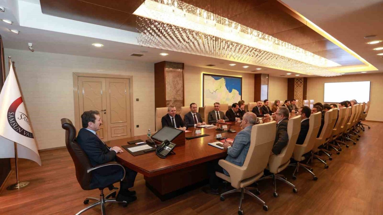 Vali Tavlı: "Hayvanları Koruma Kanunu kapsamındaki görevlerini yerine getirmeyenlere adli ve idari yaptırım uygulanacak"