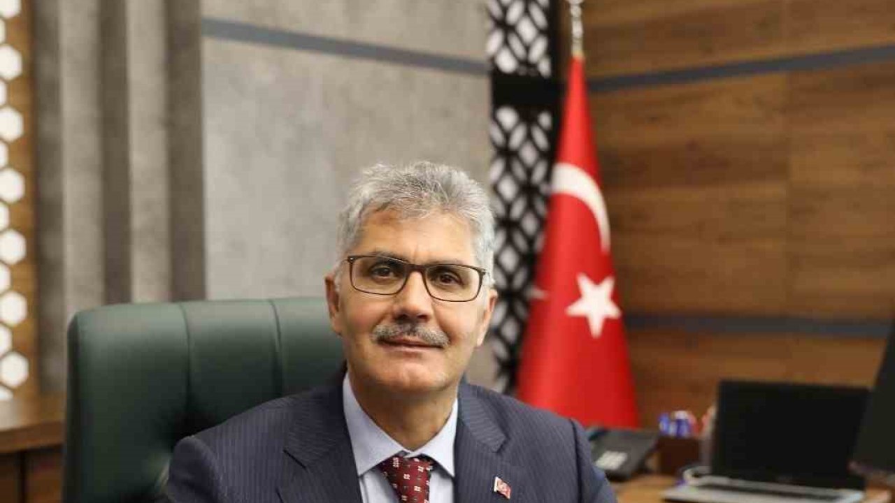 Vali Cahit Çelik:" Sağlık çalışanlarımız toplumumuzun en kıymetli değerlerindendir"