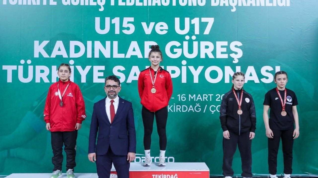 Çorumlu genç güreşçi Türkiye Şampiyonası’nda 2’nci oldu