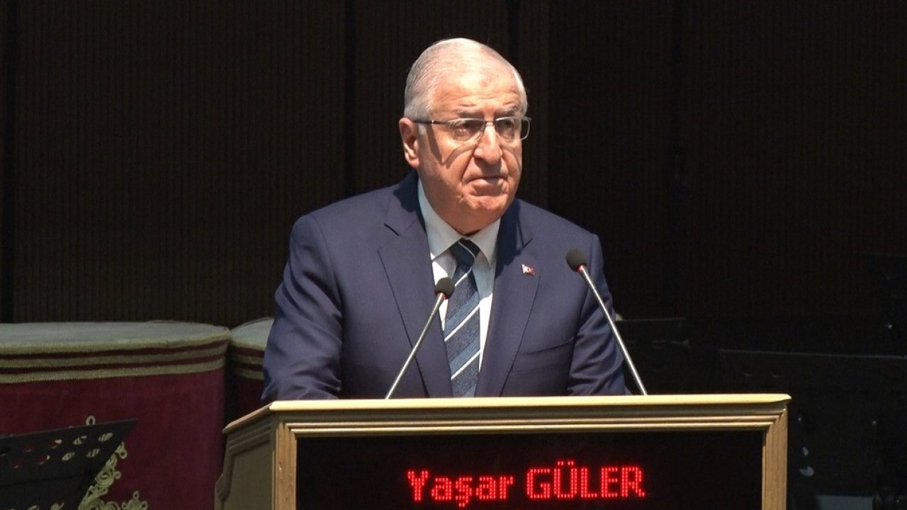 Milli Savunma Bakanı Yaşar Güler: "Terör örgütü PKK ve farklı coğrafyalarda ve isimler altında faaliyet gösteren tüm uzantıları, nerede olduklarından bağımsız olarak, bir an önce fesih kararını almalı, derhal ve koşulsu