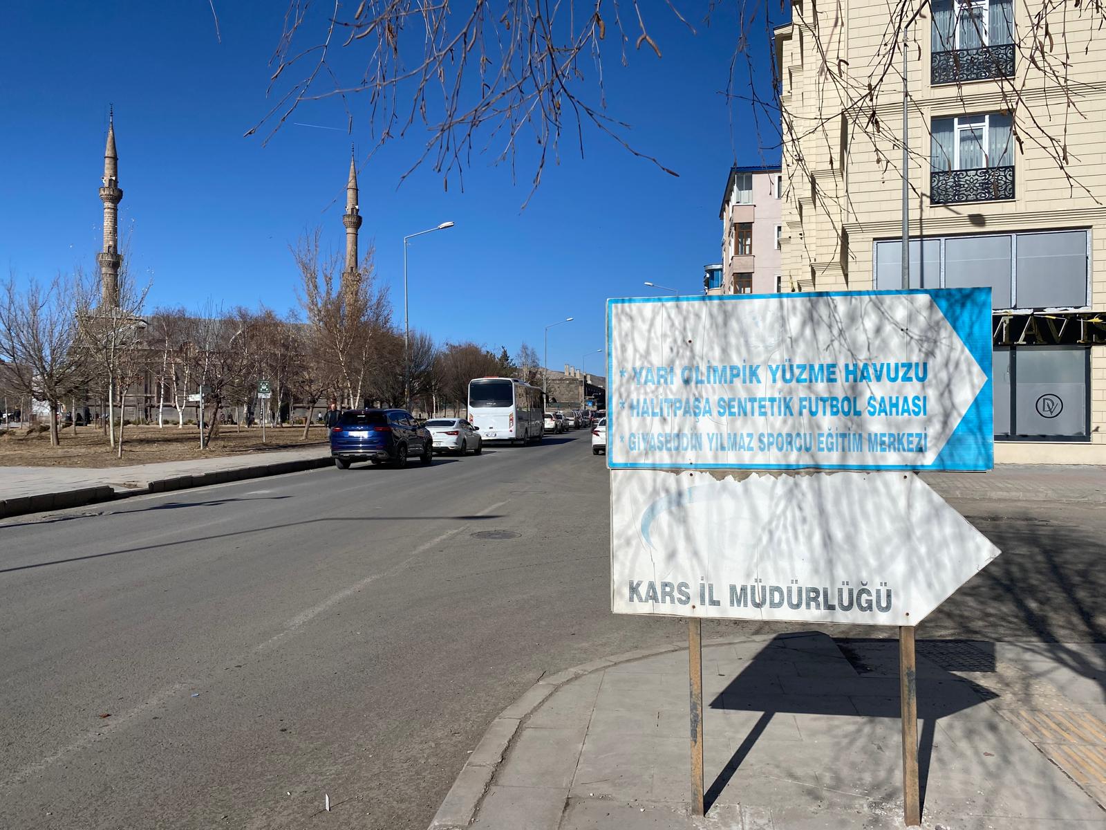 Kars'ta tabelaların, Değişme vakitleri geldi geçiyor bile