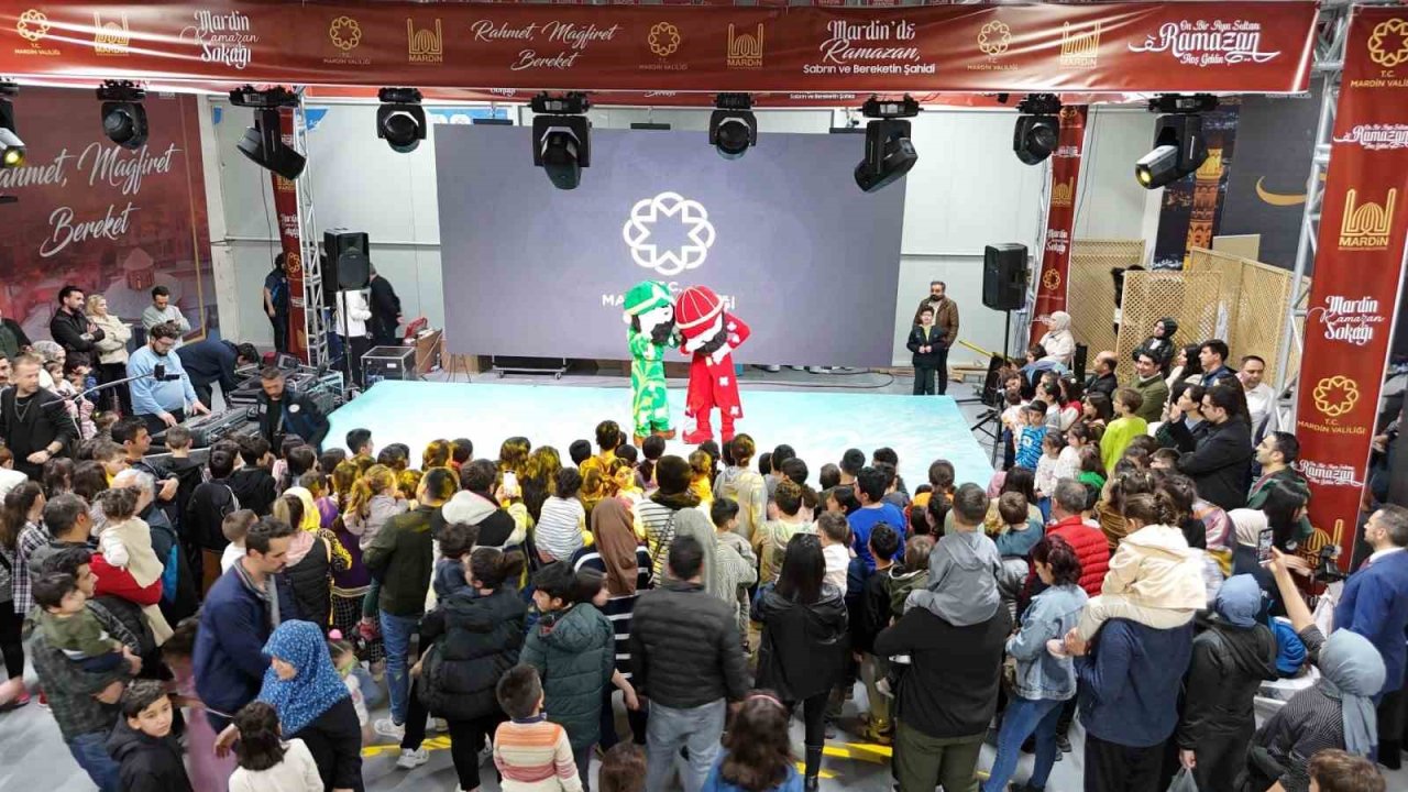 Mardin’de Ramazan Sokağı’na büyük ilgi