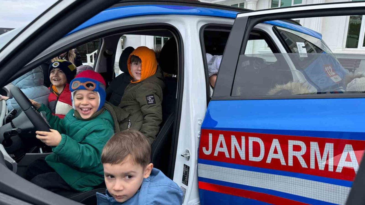 Jandarma, Öğrencilere Suçtan Korunma Eğitimi Verdi
