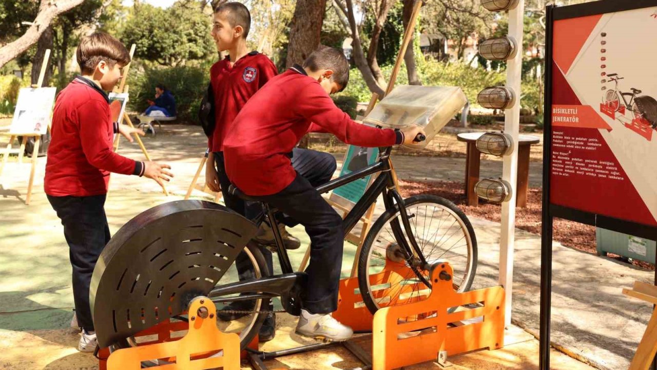 Marmaris Bilim Parkı, öğrencileri ağırladı