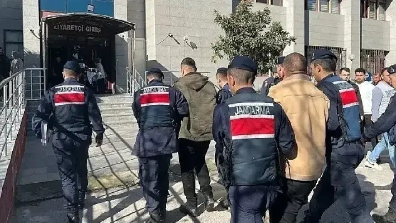 Balıkesir’in 10 ilçesinde kaçakçılık operasyonu