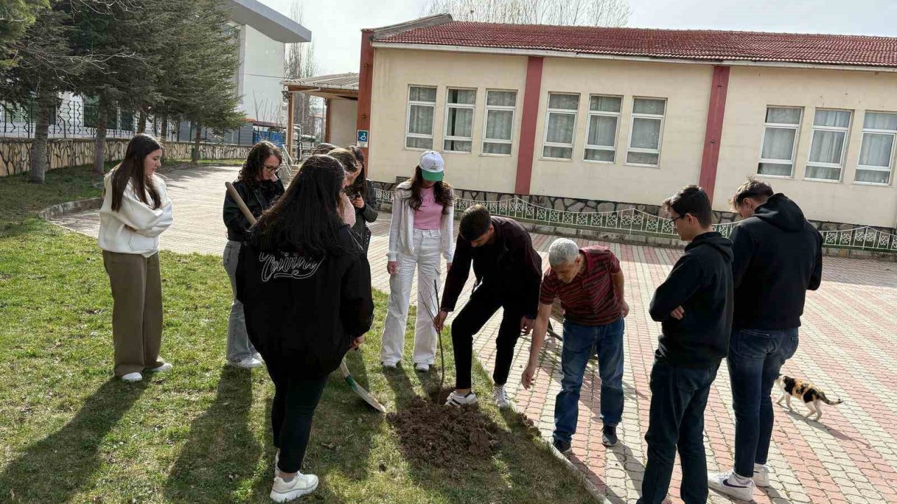Hisarcık MYO’da ağaçlandırma etkinliği