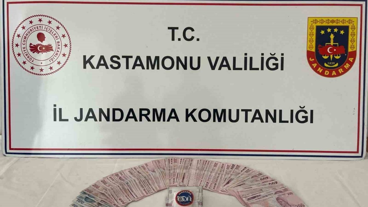 Jandarmadan uyuşturucu operasyonu: 2 tutuklama