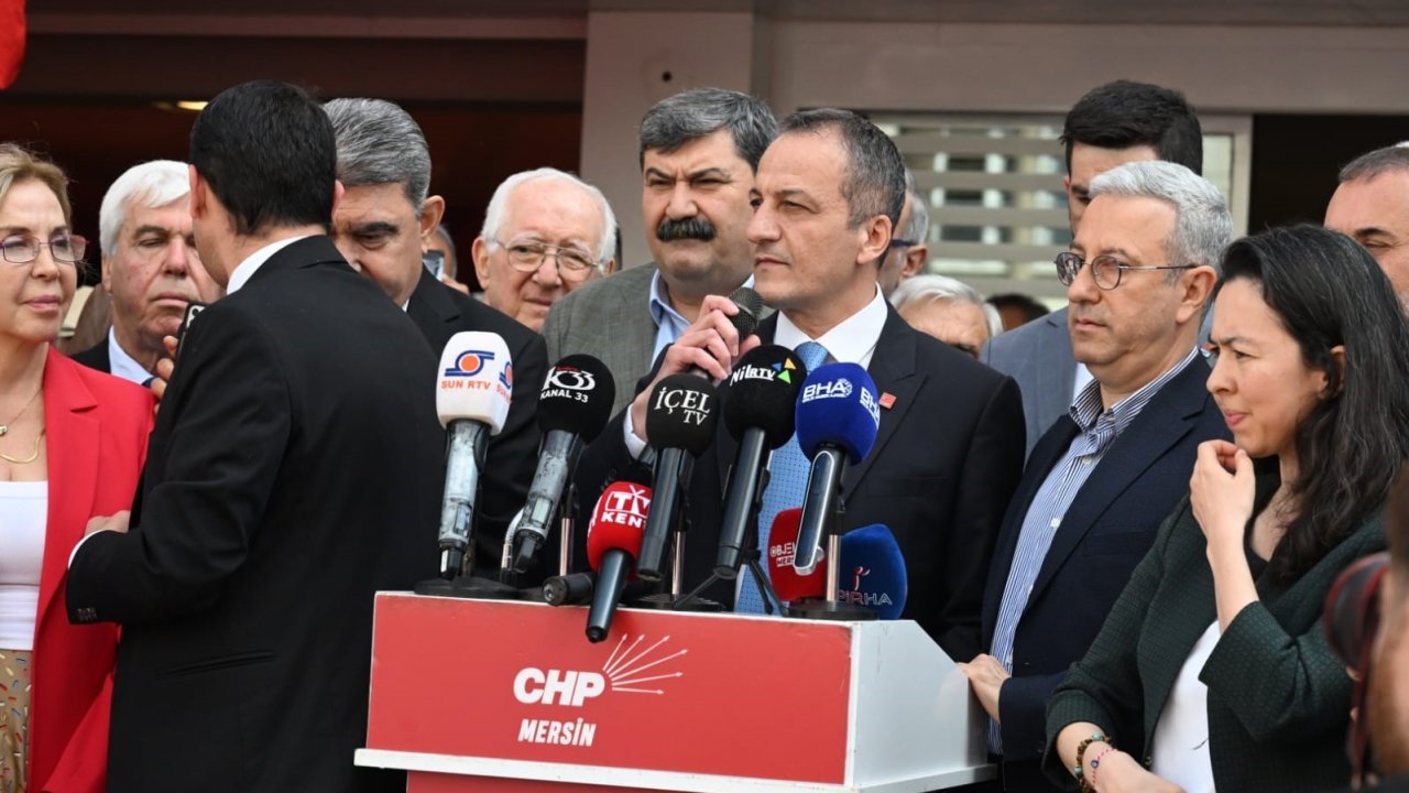 Mersin’de CHP’liler Ekrem İmamoğlu için toplandı