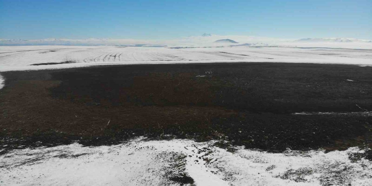 Kars Kuyucuk Kuş Gölü bataklığa döndü