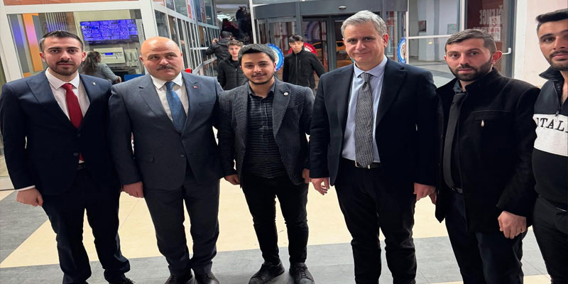 AK Parti Heyetinden Kars Gençlik Merkezine Ziyaret