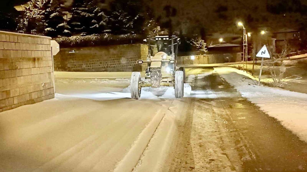 Kar yine yağdı,Talas’ta kış çalışmalar yeniden başladı