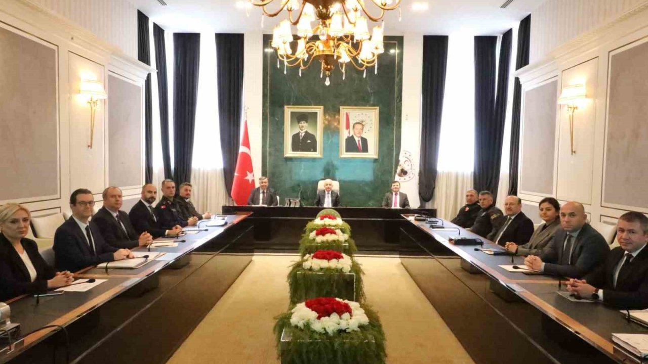 Kırklareli’nde Sahipsiz Sokak Hayvanları Denetleme Komisyon Toplantısı yapıldı