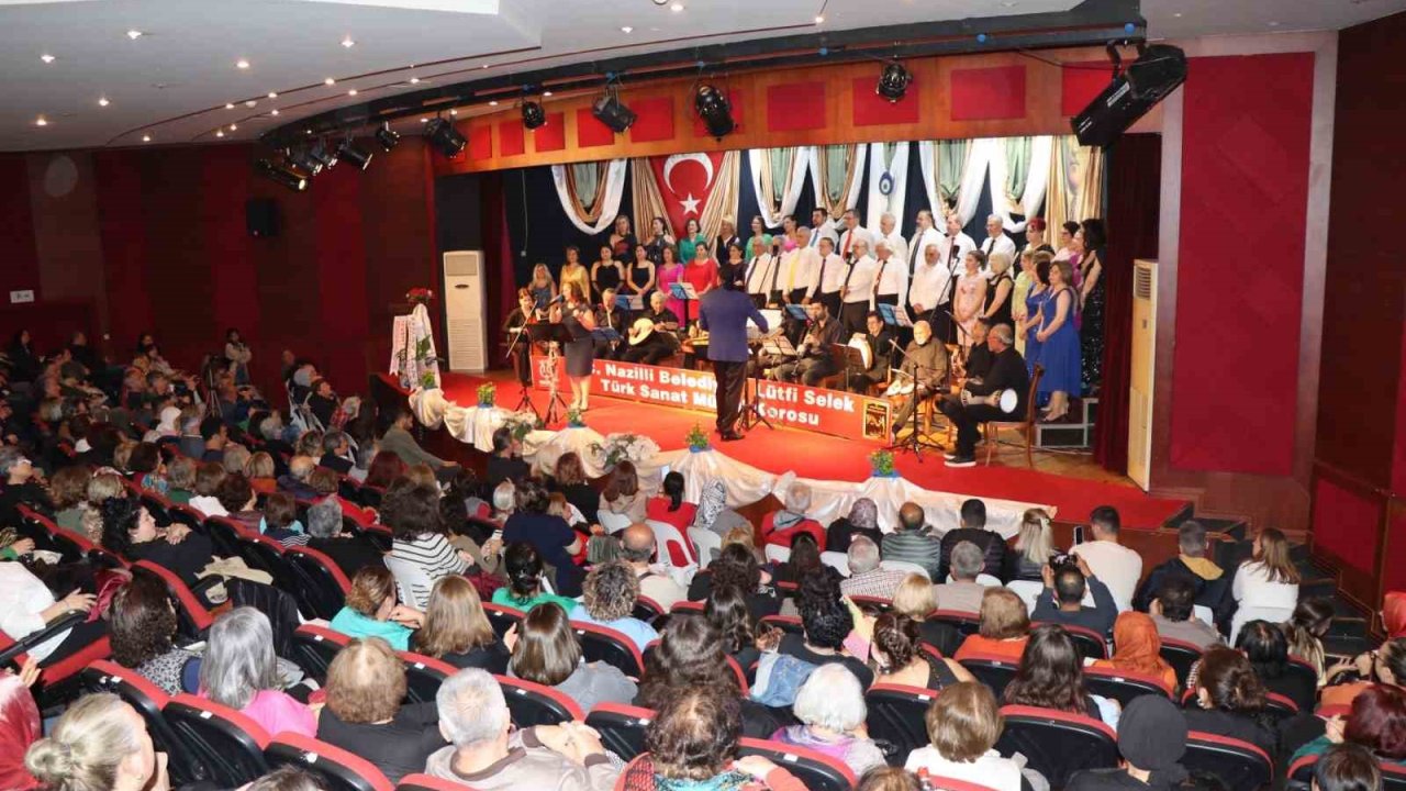 Nazilli’de bahar konserine yoğun ilgi