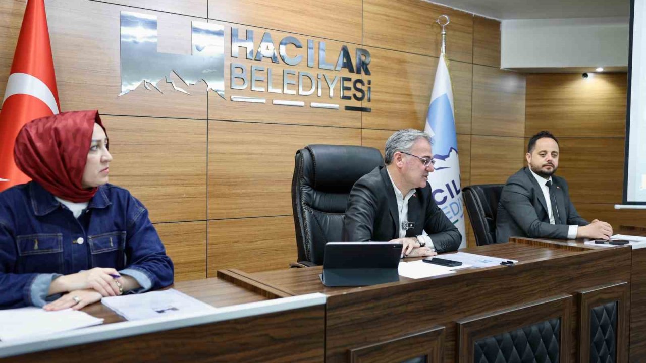 Başkan Özdoğan: "Layıkıyla hizmet etmenin gururunu yaşıyoruz"