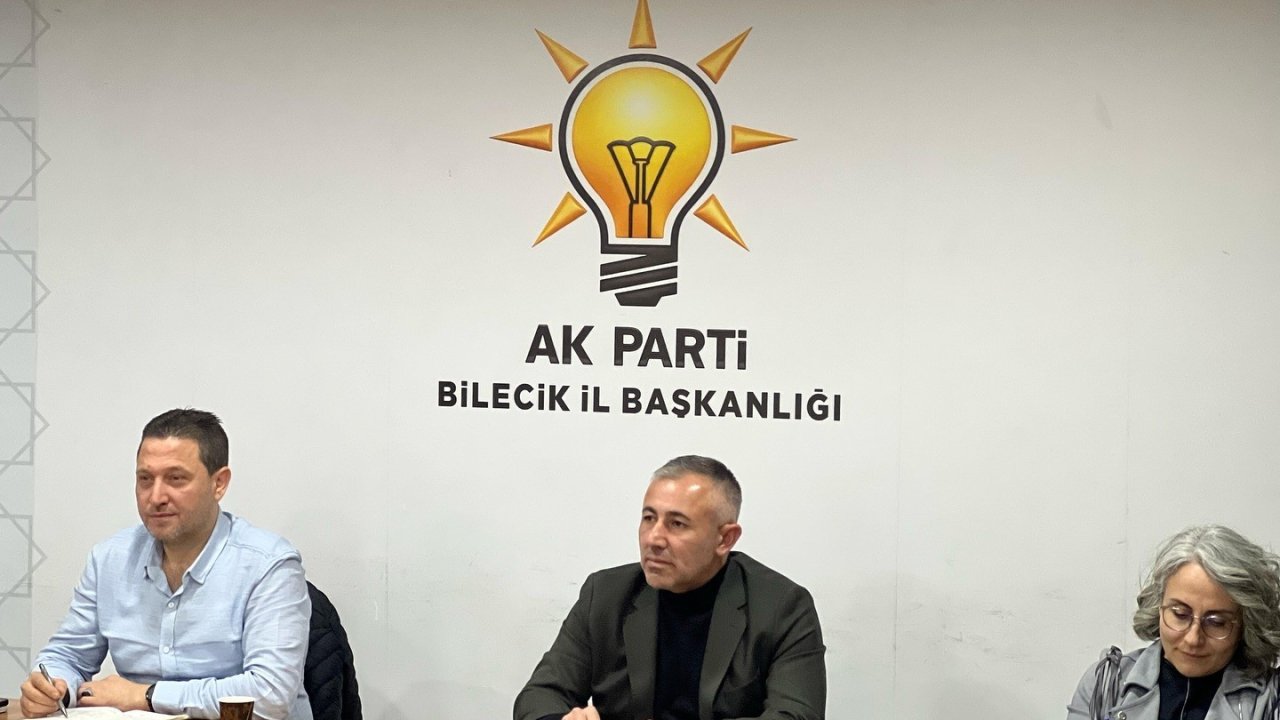 AK Parti’de yeni dönem faaliyetler değerlendirildi