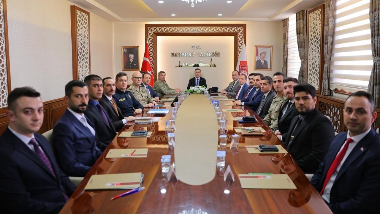 Bayburt’un asayiş konuları Genişletilmiş İl Güvenlik ve Asayiş Koordinasyon Toplantısı’nda değerlendirildi