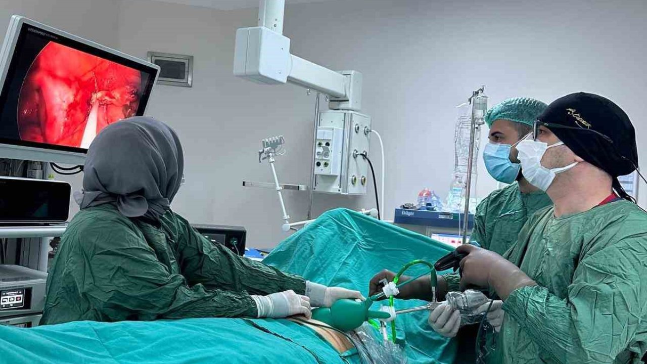 Bingöl’de kapalı apandisit ameliyatı başarıyla gerçekleştirildi