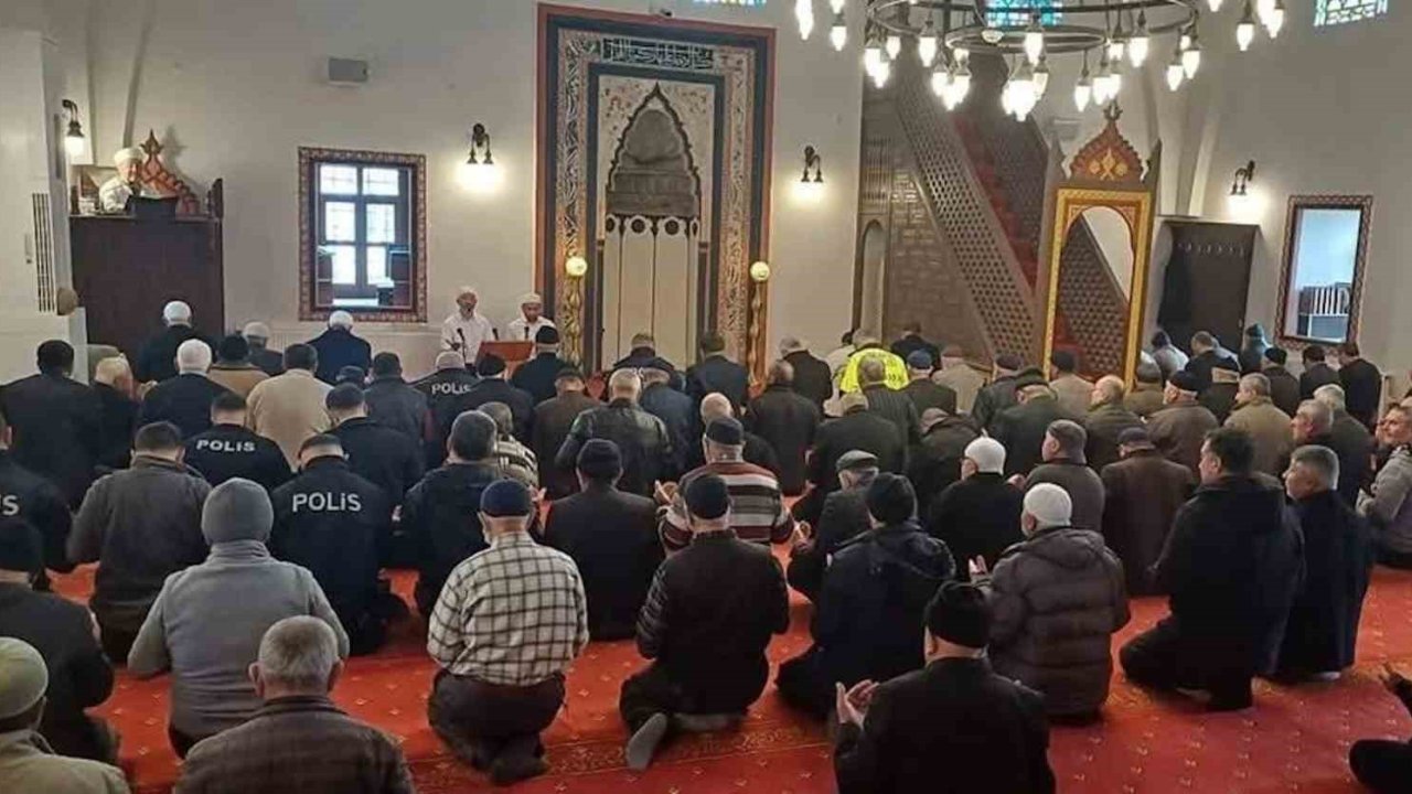 Sungurlu’da Polis Haftası’nda Mevlid-i Şerif programı düzenlendi