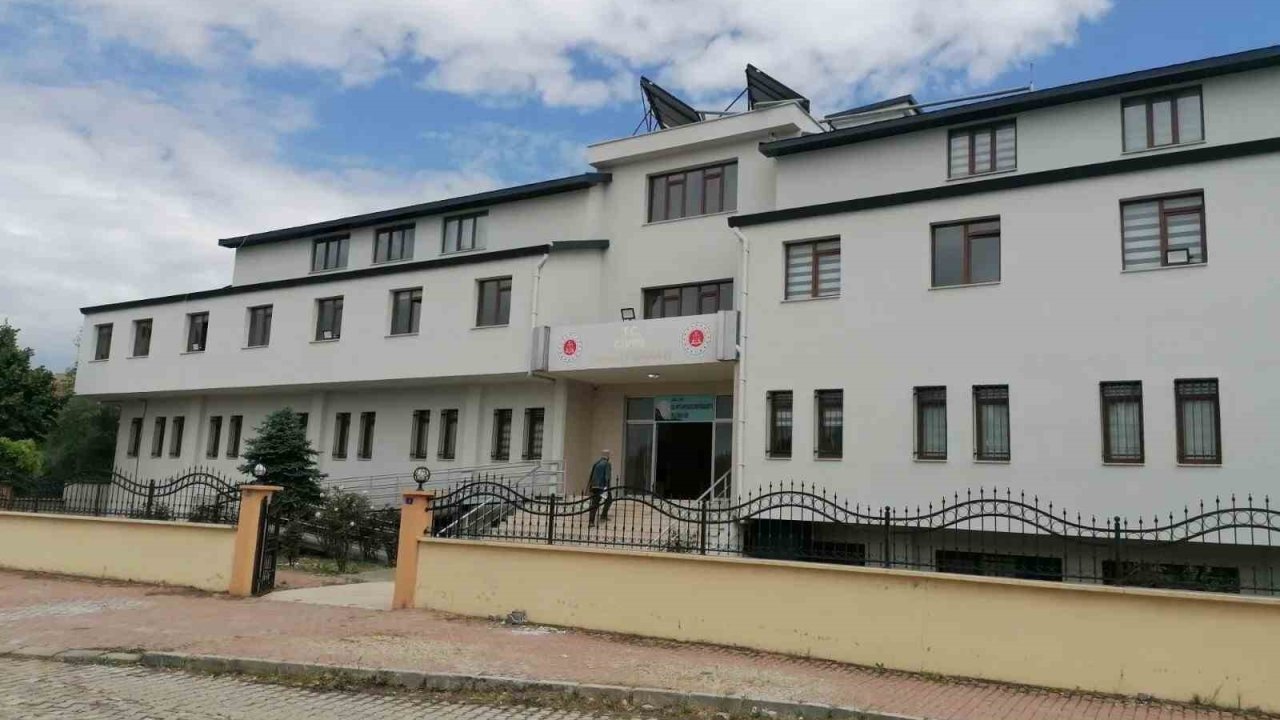 Savcıyı hedef gösteren şahıs tutuklandı