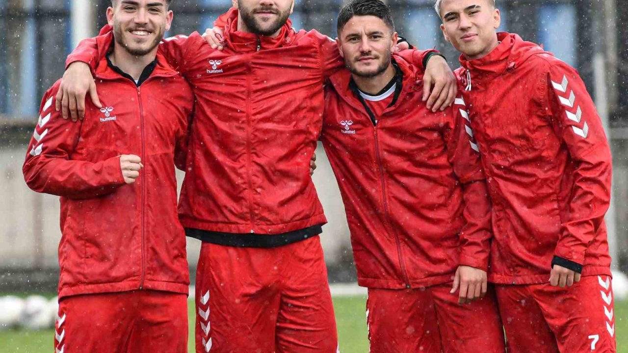 Erciyes 38 FK da en çok gol atan Ethem Balcı oldu