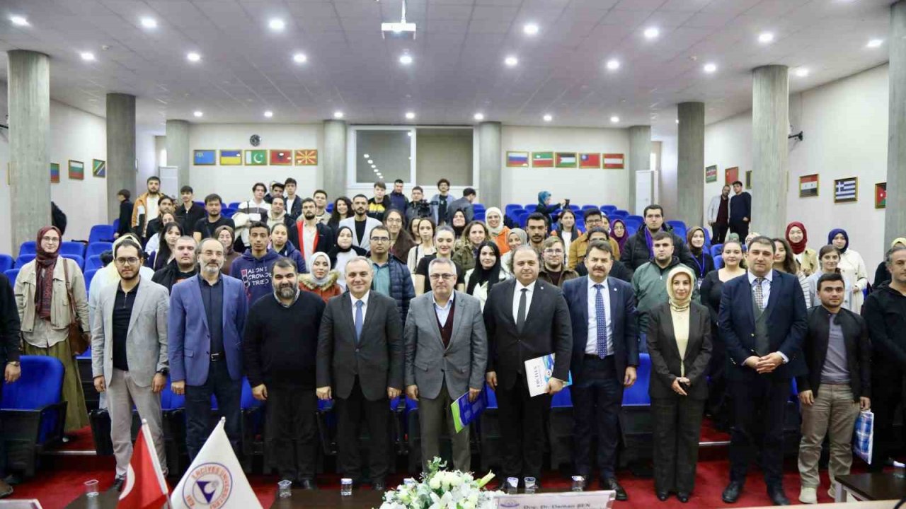 ERÜ’ de "Suriye’deki gelişmeler ve Türkiye’ye Etkileri" konulu panel düzenlendi