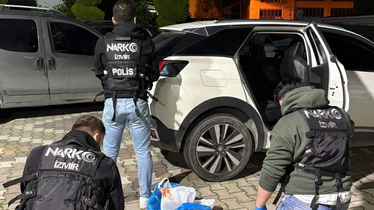 Torbalı’da polisin durdurduğu araçtan metamfetamin çıktı