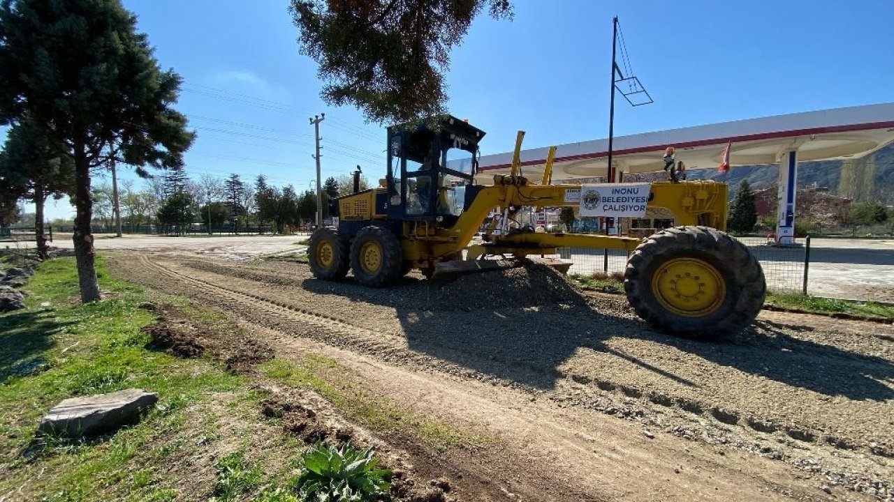 İnönü’de çevre düzenleme çalışmaları devam ediyor