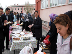 Kars'ta Öğrencilerin Doyasıya Eğlence Keyfi