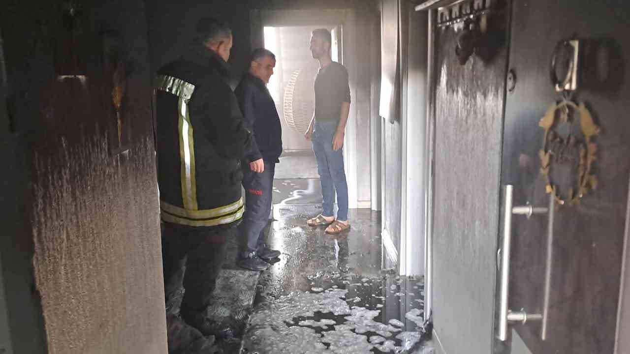 Muş’ta elektrik kaynaklı yangın korkuttu