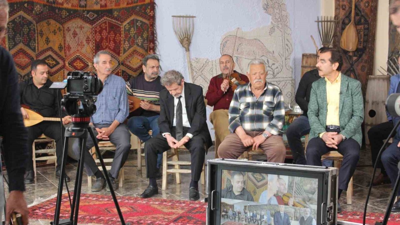 Polat’ın kayıp türküleri keşfediliyor
