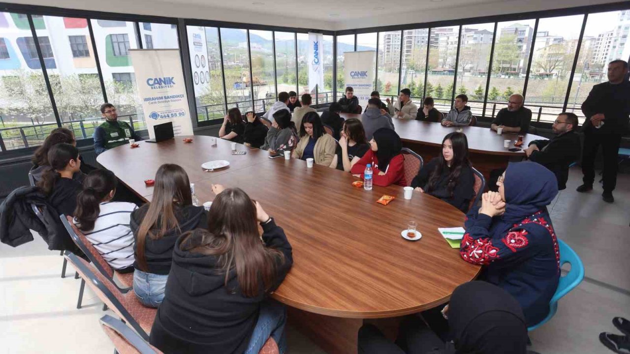 Canik’te Bağımlılıkla Mücadele Semineri