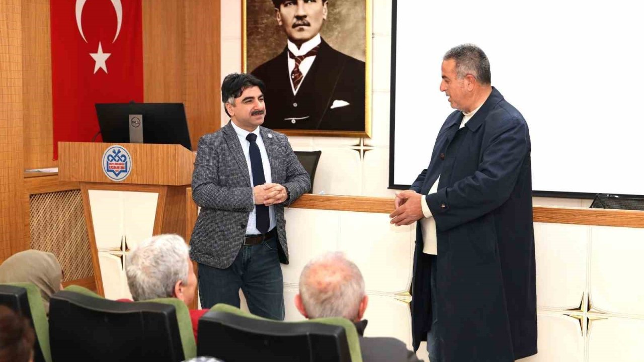 Prof. Dr. Murat Gültekin: "Parkinson hastalığı 40’lı yaşlarda ortaya çıkabilir"