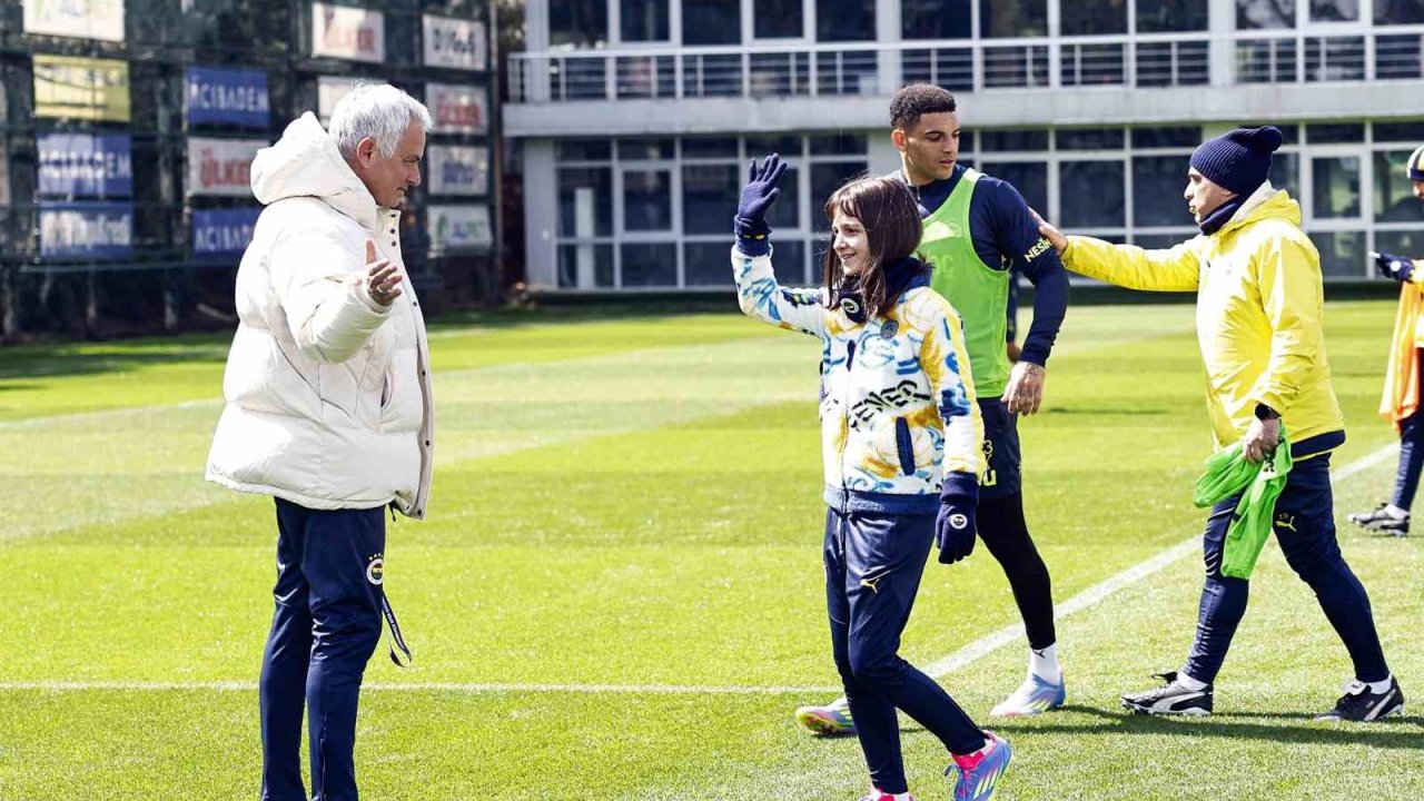 Fenerbahçe, Sivasspor maçının hazırlıklarını sürdürdü