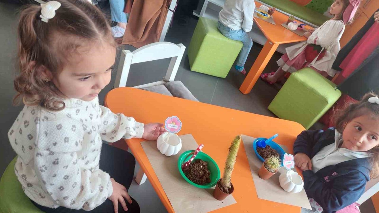 Kütüphaneler ekoloji atölyesiyle doğayı keşfe çıkarıyor