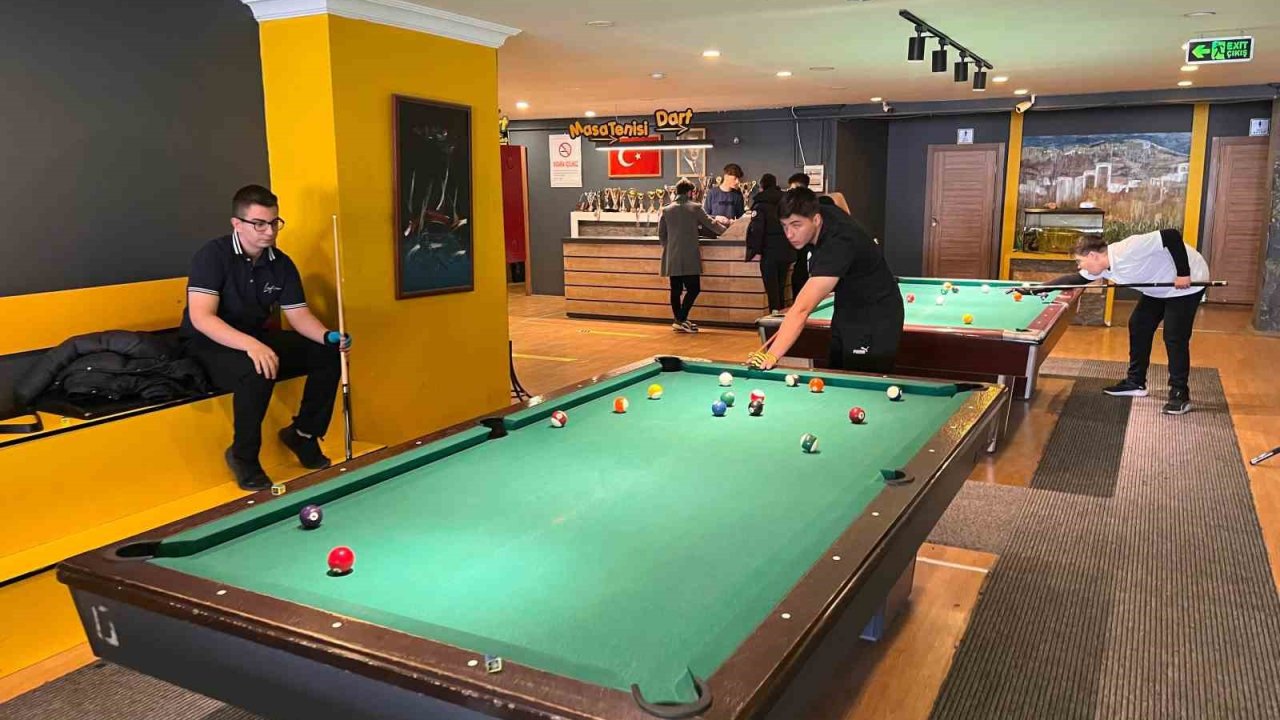 Niğde’de bilardo heyecanı yaşandı