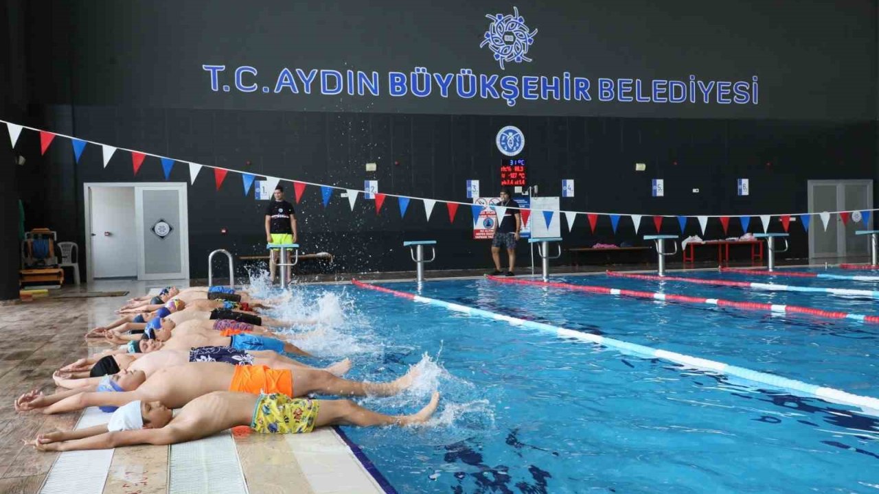 Aydınlı çocuklar, Büyükşehir’in kurslarıyla kültür ve sporla buluşuyor