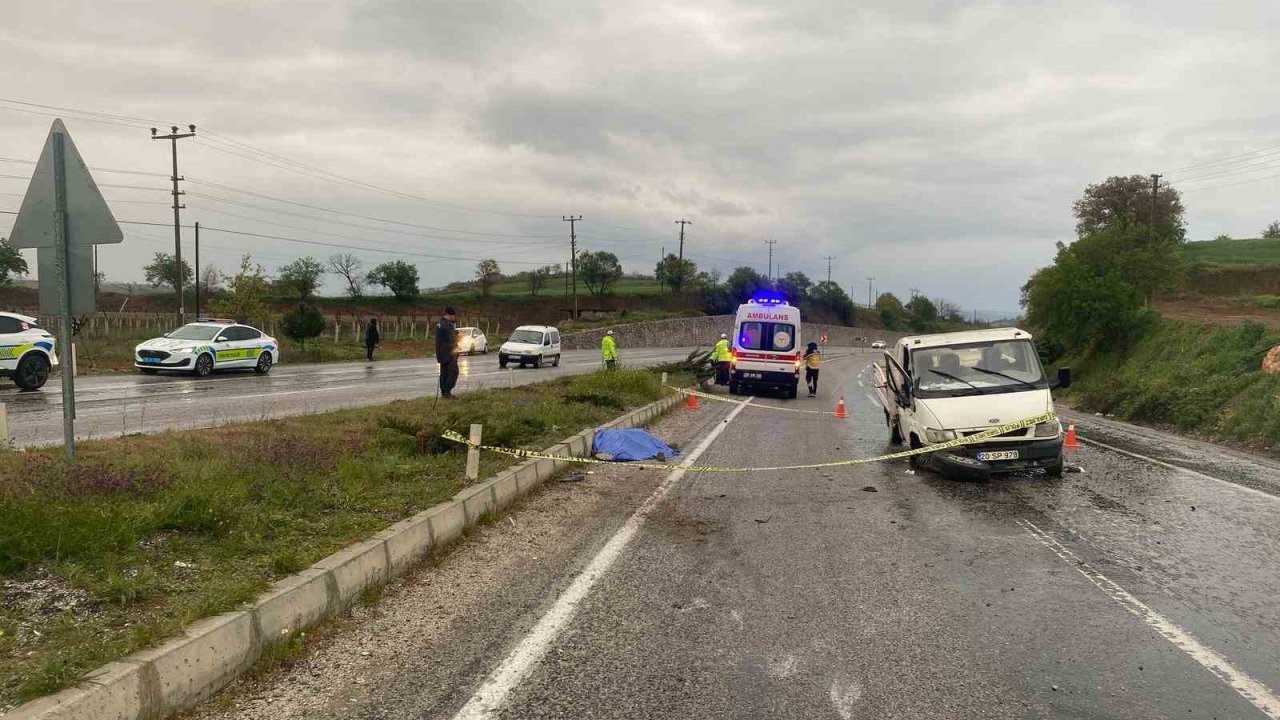 Emekli Okul Müdürü kazada hayatını kaybetti