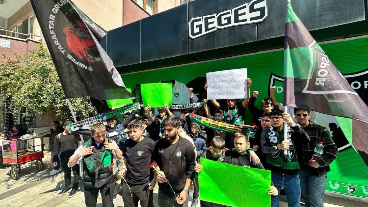 Denizlispor taraftarlarından kadınlara çiçek
