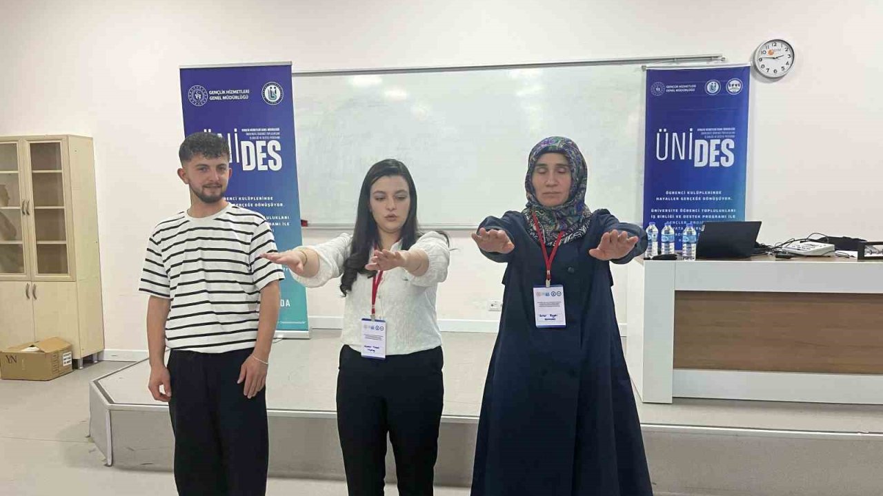 Bayburt’ta üniversite öğrencilerine odyoloji mesleğinin tanıtımı yapıldı