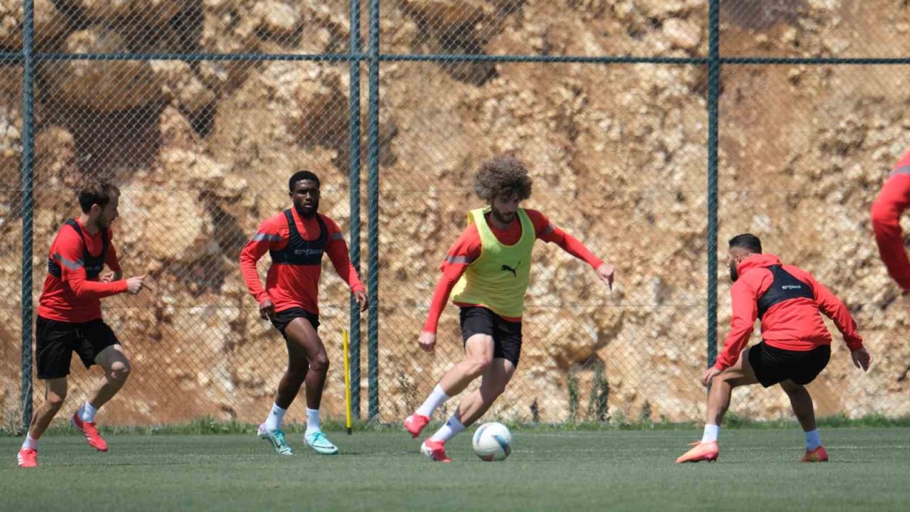 Atakaş Hatayspor, Konyaspor maçı hazırlıklarına başladı