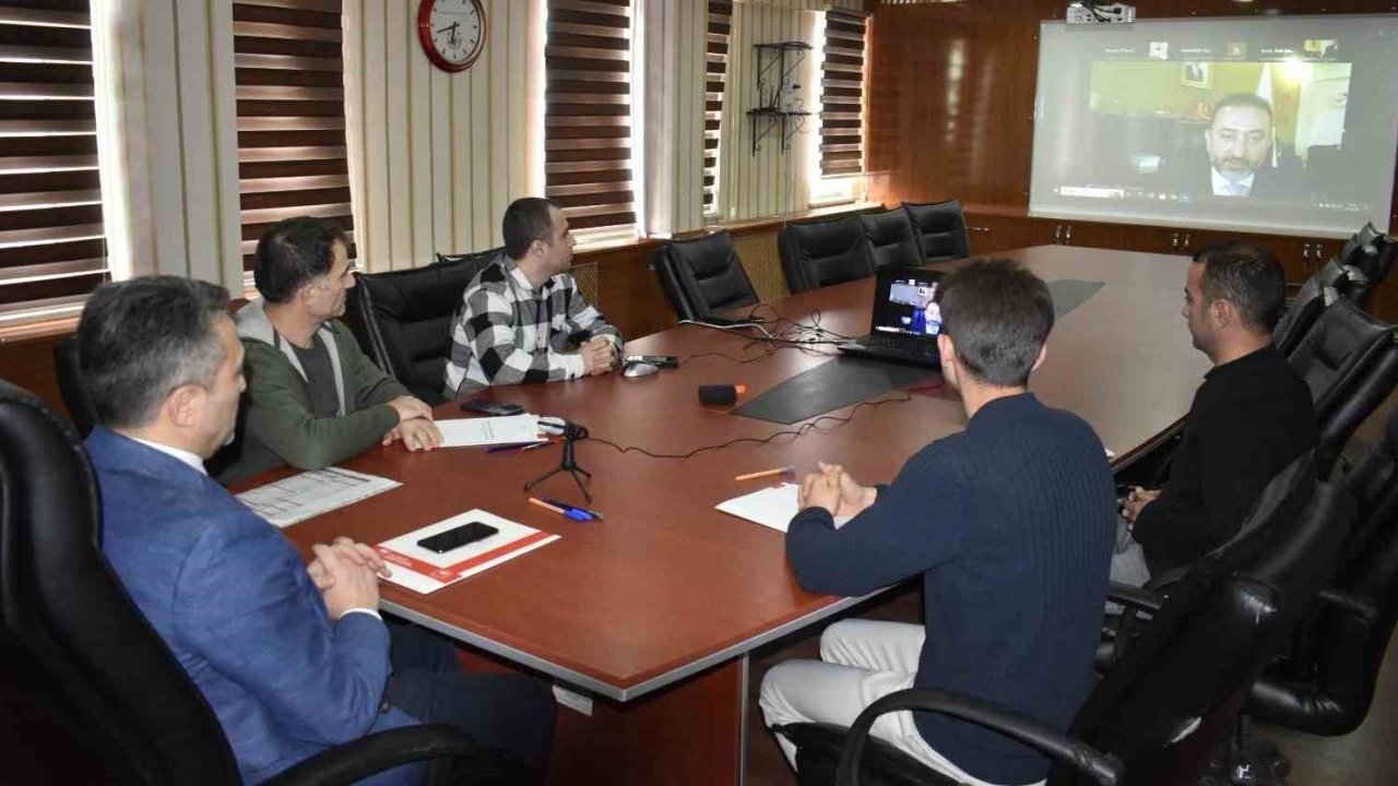 Bayburt’ta ‘Türkiye Geneli Kurum İçi İletişimin Arttırılması ve Bilgilendirme Toplantısı’ yapıldı